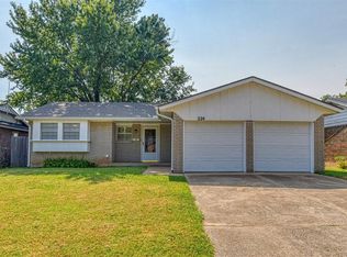 224 Atterberry Dr, Norman, OK 73071
