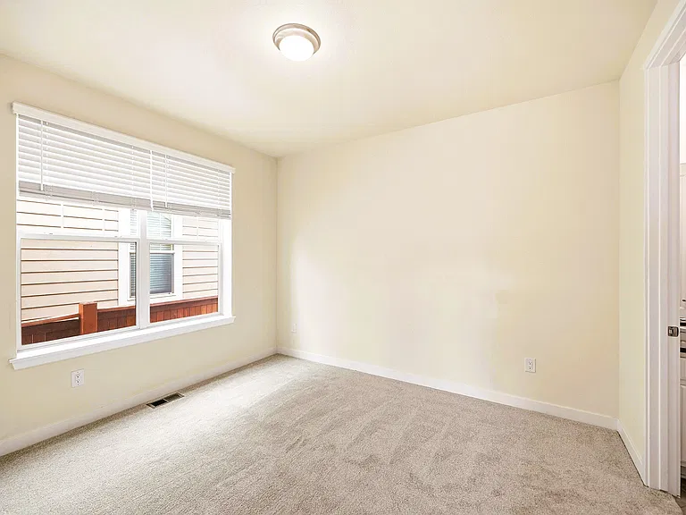 10054 E 59th Ave — Photo 24