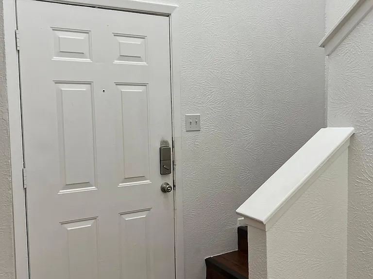 12828 Woodbend Ct — Photo 2