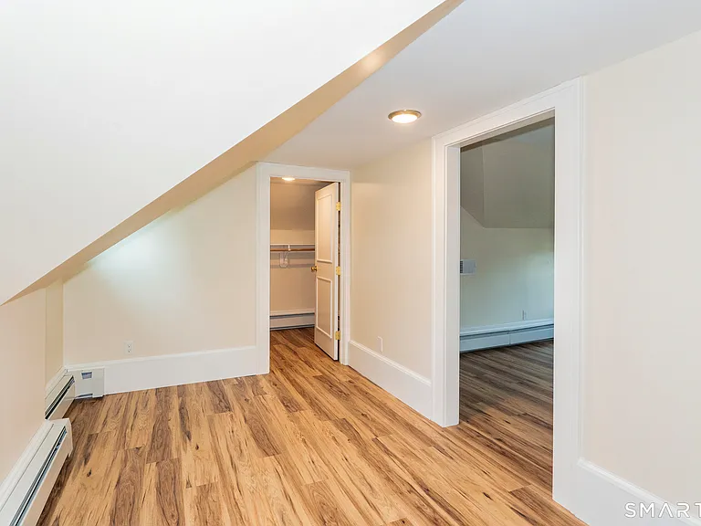 798 Farmington Ave #2 — Photo 19