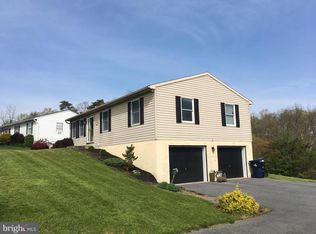 4119 Heiple Ct, Greencastle, PA 17225