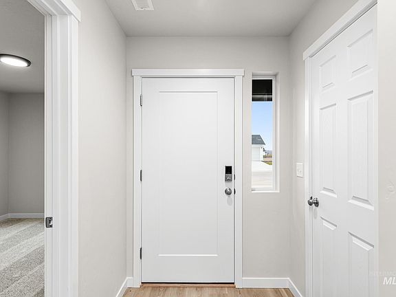 2nd image of 13711 Inman Ct