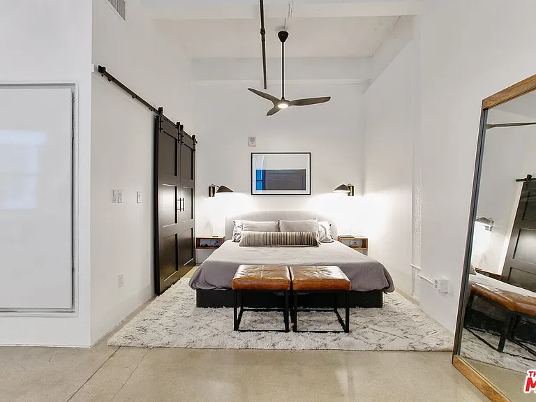 738 S Los Angeles St #407 — Photo 8
