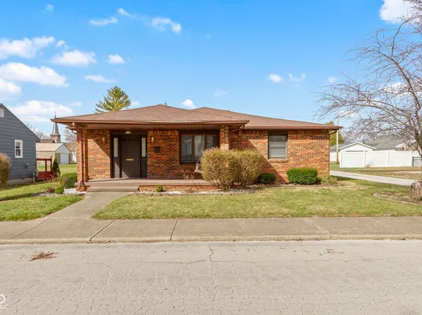 416 Maple St, Tipton, IN 46072