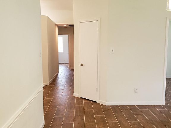4th image of 6419 Orange Blossom Way