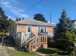 284 Colborne St, Chatham Kent, ON N7M3M4