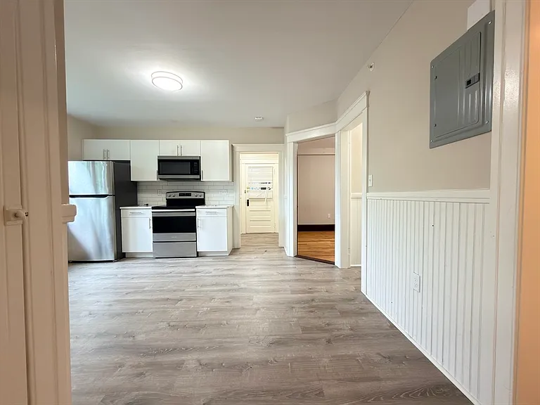 4 Glade St #3 — Photo 18