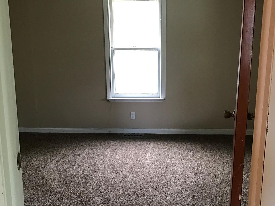 1st image of 513 Beechwood Dr