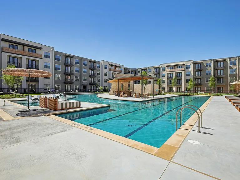The Palo Apartments
