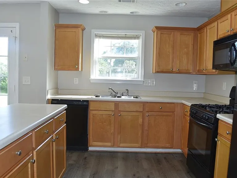 1854 Pierce Way — Photo 6