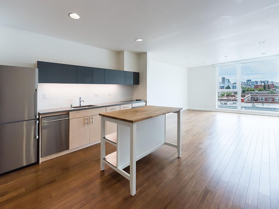 1st image of 711 Bellevue Ave E #603