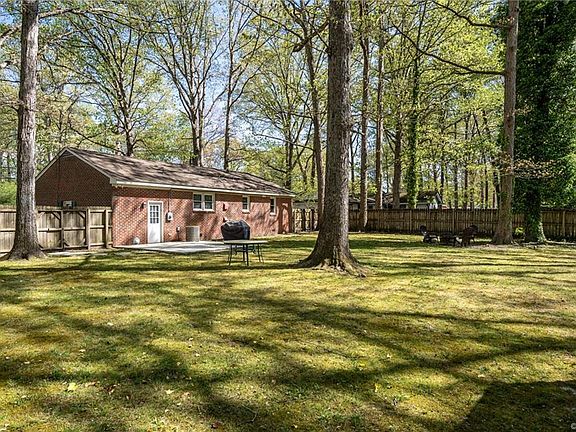 5th image of 153 Menchville Rd