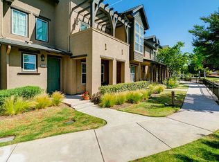 333 Feather River Pl, Oxnard, CA 93036