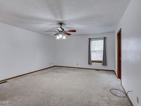 5th image of 1422 W Macon St