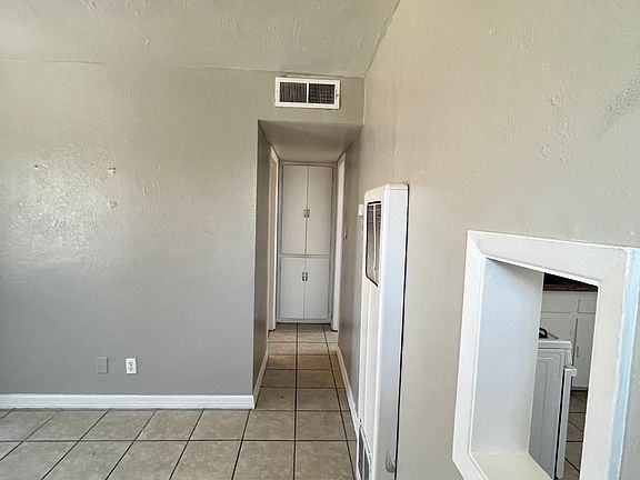4th image of 8330 Comet St