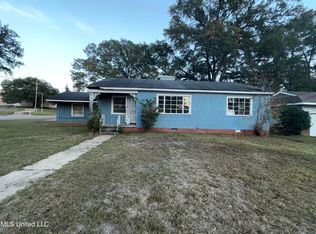 1004 Voorhees Ave, Jackson, MS 39209