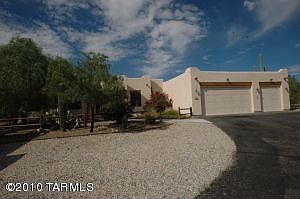 1st image of 835 N Camino De Oeste