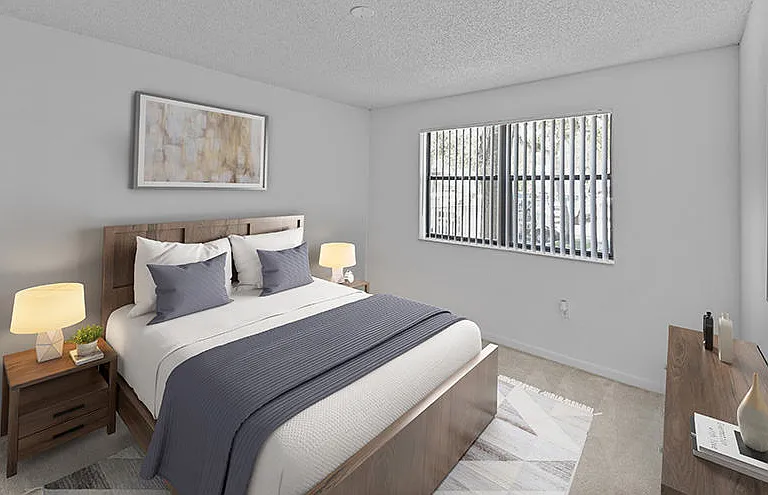 La Vue at Emerald Pointe — Photo 14