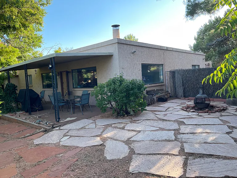 140 Stutz Bearcat Dr — Photo 31