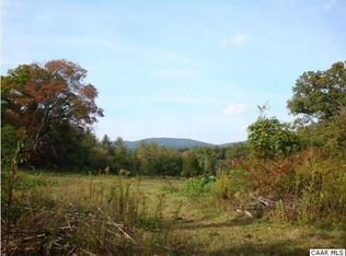 3934 Breezy Hill Ln, Keswick, VA 22947