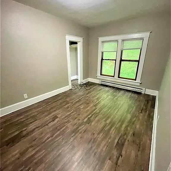 715 S Dewey St #1/2 — Photo 5