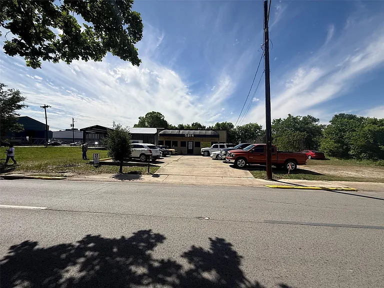 5914 Cullen Blvd — Photo 15