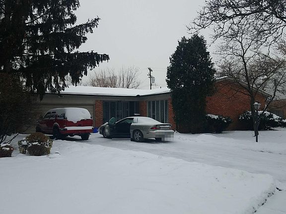 2nd image of 20518 Edmunton St