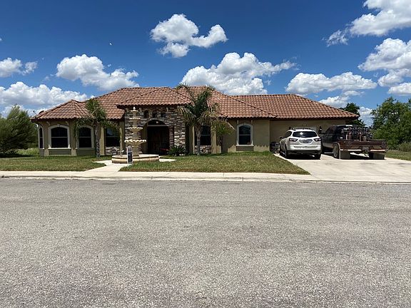 2nd image of 3035 Caida Del Sol Ave