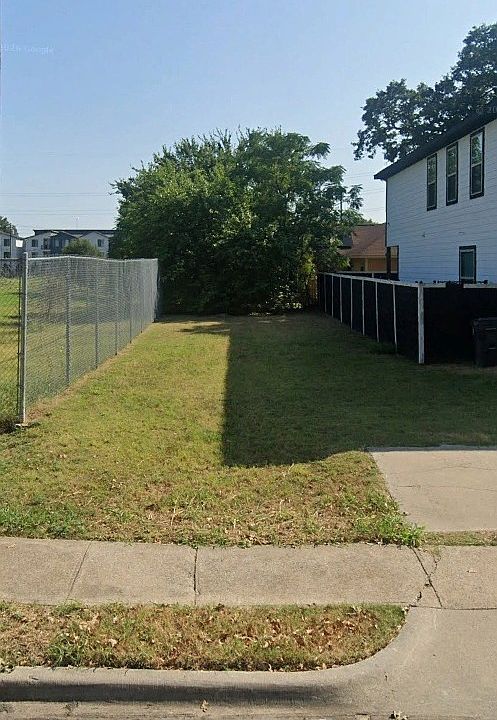 1st image of 3410 Meadow St