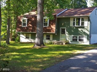 1033 Mary Ct, Huntingtown, MD 20639