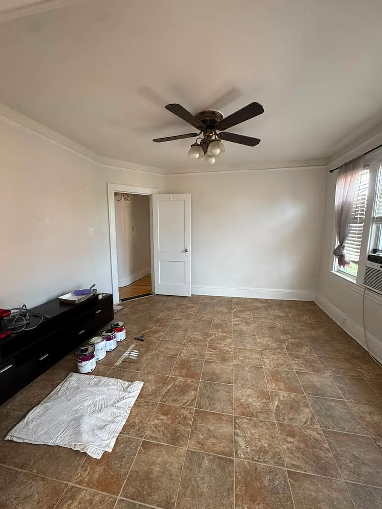 3 bed, 1100 sqft, $3,800 — Photo 1
