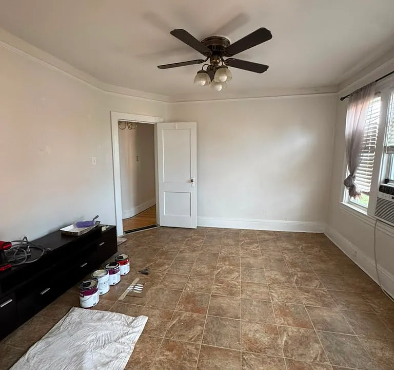 1271 Hobart Ave #2