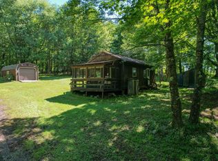 5 Fall Brook Rd, Starlight, PA 18461