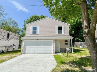 808 Partridge Ct, Holly, MI 48442