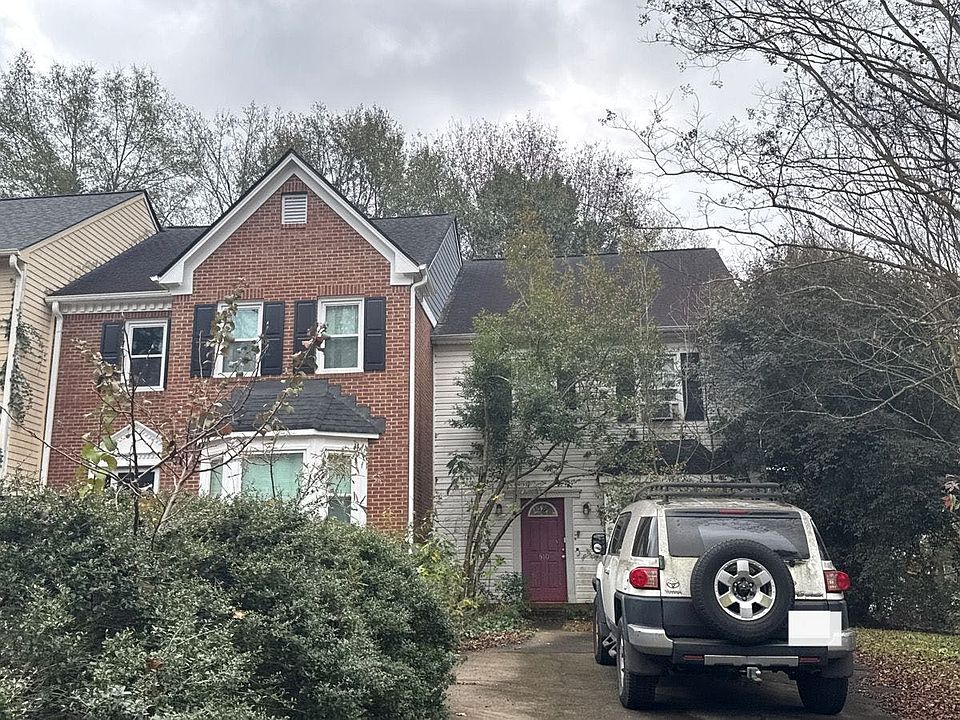 1st image of 510 Salem Woods Dr SE