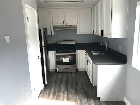2nd image of 3928 E Olive Ave APT 201