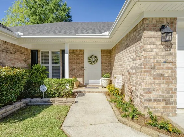 2220 Liberty Dr W, Mobile, AL 36608