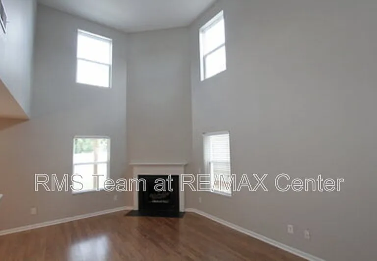 6230 Smoke Ridge Ln — Photo 4
