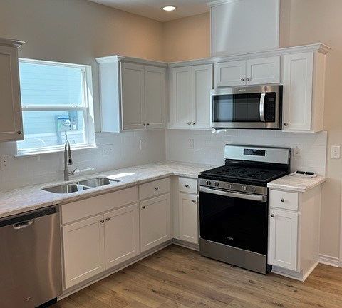 4th image of 128 Lavaca Circle 1724 Dm #3036
