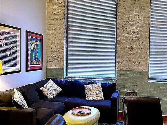 3rd image of 920 Poeyfarre St APT 345