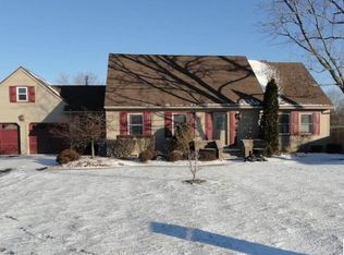 914 W Melrose Ave, Findlay, OH 45840