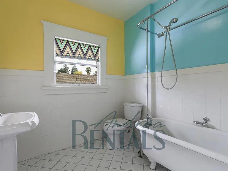 485 Boulevard Way — Photo 36