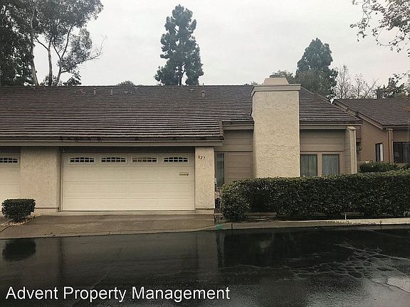 2nd image of 827 Cinnamon Ct