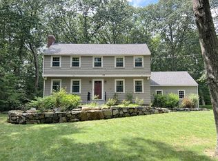 36 Amble Rd, Chelmsford, MA 01824