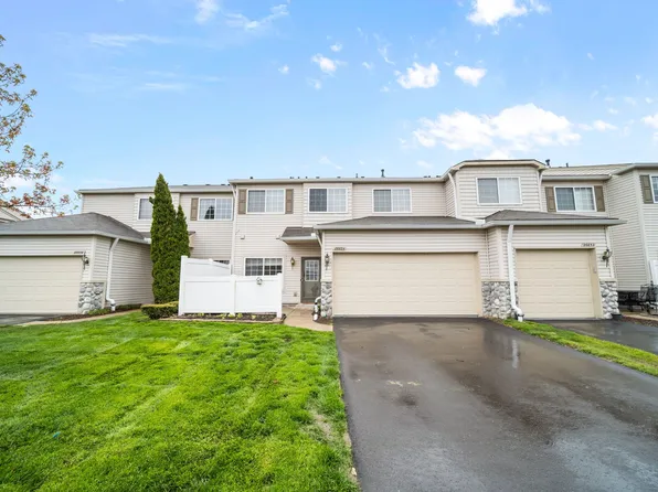 26654 Kirkway Cir, Woodhaven, MI 48183