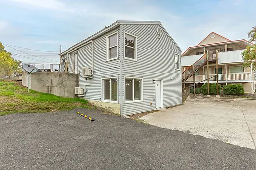 506 Southway Dr Photo 1