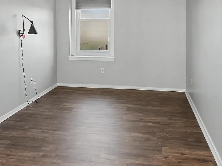 131 Main St #504 — Photo 10