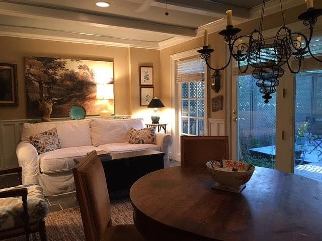 1st image of 707 Ventura Pl