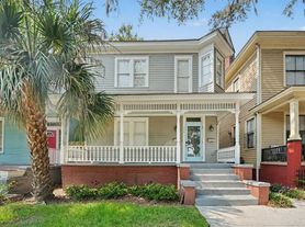 311 W 39th St