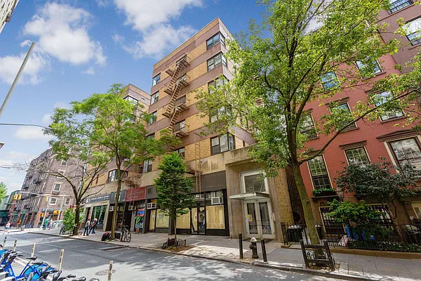 Sold by Keller Williams Realty Empire | media 15